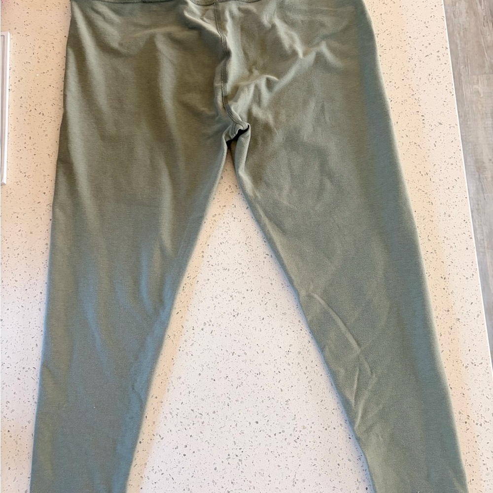 Beyond Yoga Olive Leggings